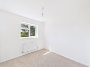 Bedroom- click for photo gallery
